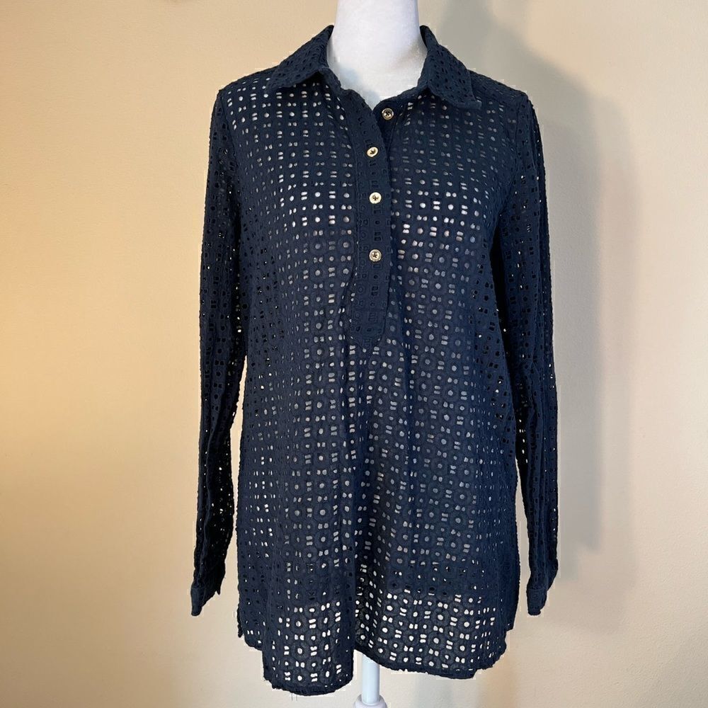C Wonder Navy Blue Eyelet Crochet Open Knit Button Neckline Pullover Top Med
